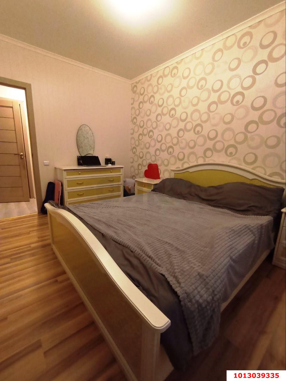 Фото №10: 4-комнатная квартира 126 м² - Краснодар, Музыкальный, ул. Ангарская, 1/2