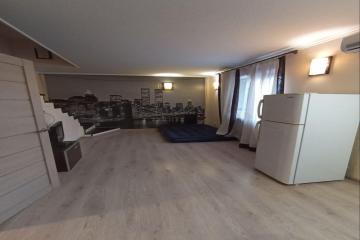 Фото №1: 4-комнатная квартира 126 м² - Краснодар, мкр. Музыкальный, ул. Ангарская, 1/2