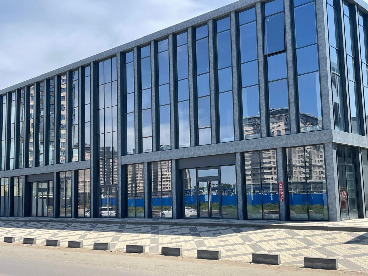 Фото №1: Коммерция 5000 м² - Краснодар, мкр. Прикубанский внутригородской округ, ул. Дмитрия Есаулко, 37