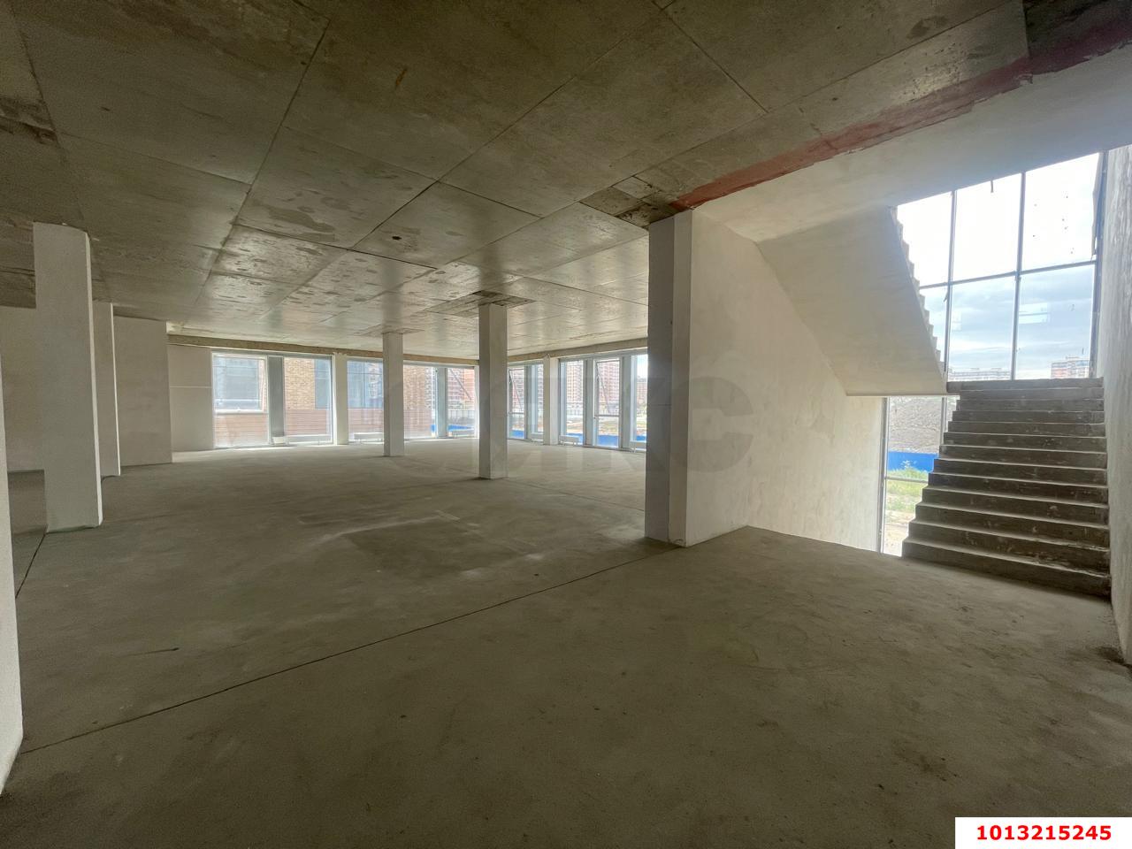 Фото №9: Отдельное здание 5000 м² - Краснодар, Прикубанский внутригородской округ, ул. Дмитрия Есаулко, 37