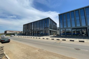 Фото №2: Отдельное здание 5000 м² - Краснодар, мкр. Прикубанский внутригородской округ, ул. Дмитрия Есаулко, 37