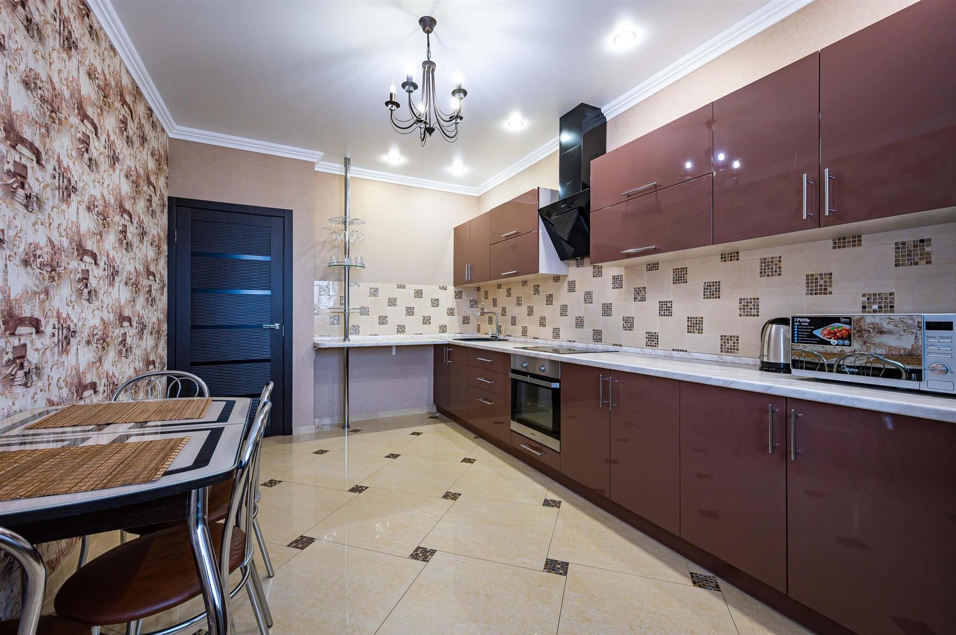 Фото №2: 2-комнатная квартира 78 м² - Краснодар, Центральный внутригородской округ, мкр. Школьный, ул. 9 Мая, 48/1к2