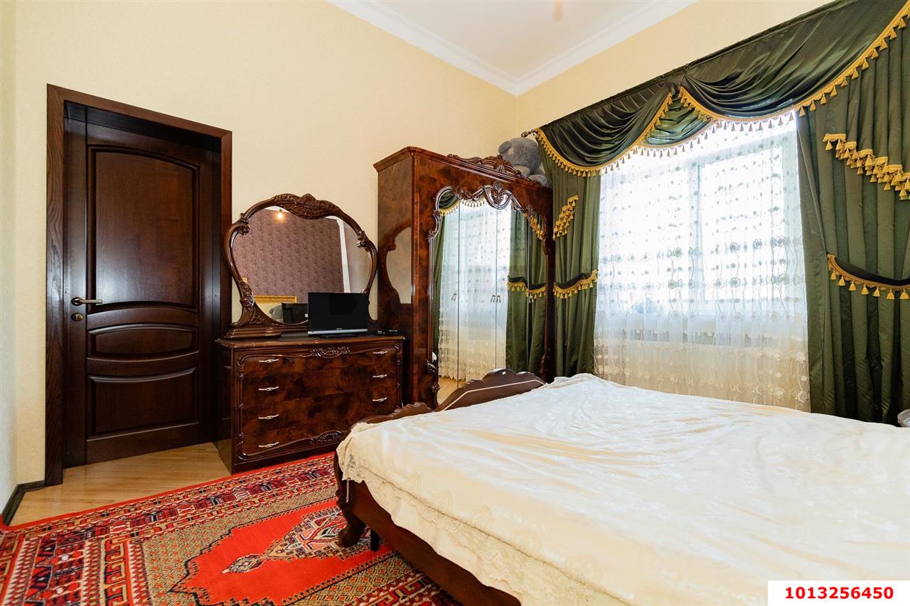 Фото №3: Дом 138 м² + 6.7 сот. - Краснодар, Западный внутригородской округ, мкр. Сельскохозяйственный Институт, ул. Бабушкина, 30