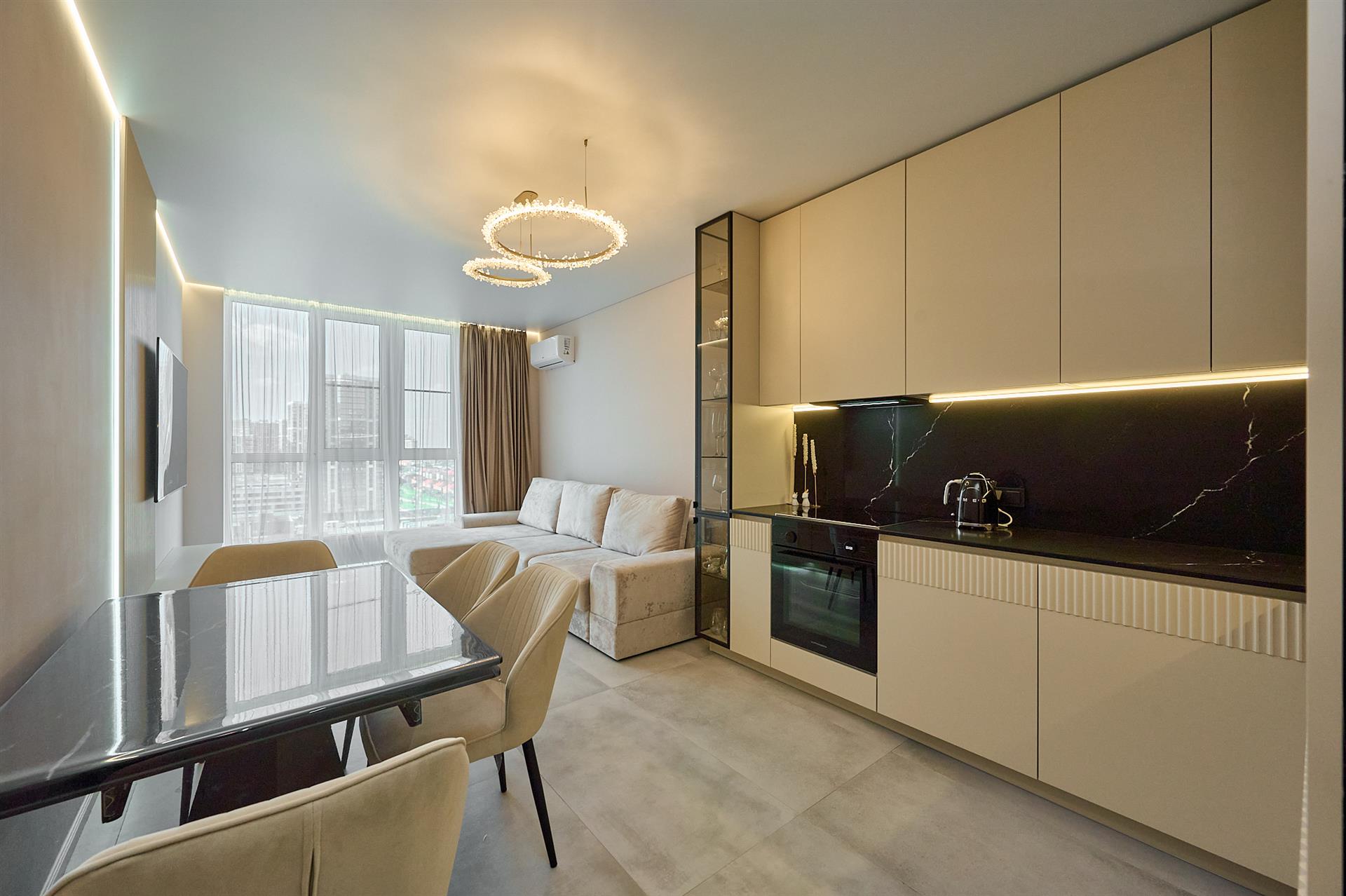 Фото №1: 2-комнатная квартира 78 м² - Краснодар, Прикубанский внутригородской округ, квартал Доброта, мкр. Любимово, 16