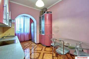 Фото №1: 2-комнатная квартира 63 м² - Краснодар, мкр. 40 лет Победы, ул. имени 40-летия Победы, 146/7