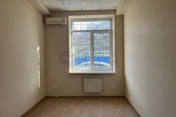 Фото №4: Отдельное здание 600 м² - Краснодар, мкр. Центральный, ул. Кузнечная, 29