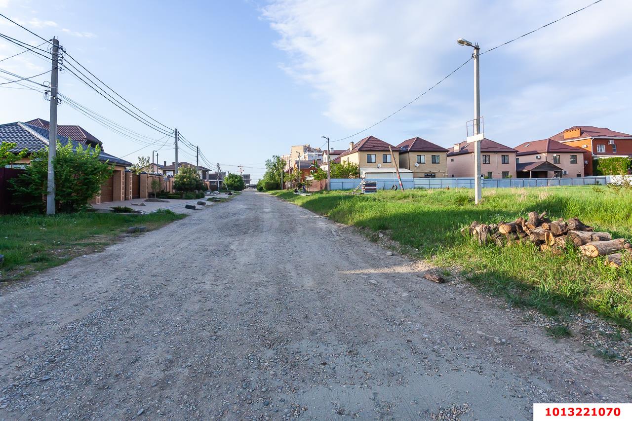 Фото №16: Земельный участок под ИЖС 10 сот. - Краснодар, Завод Радиоизмерительных Приборов, ул. Ирклиевская, 15