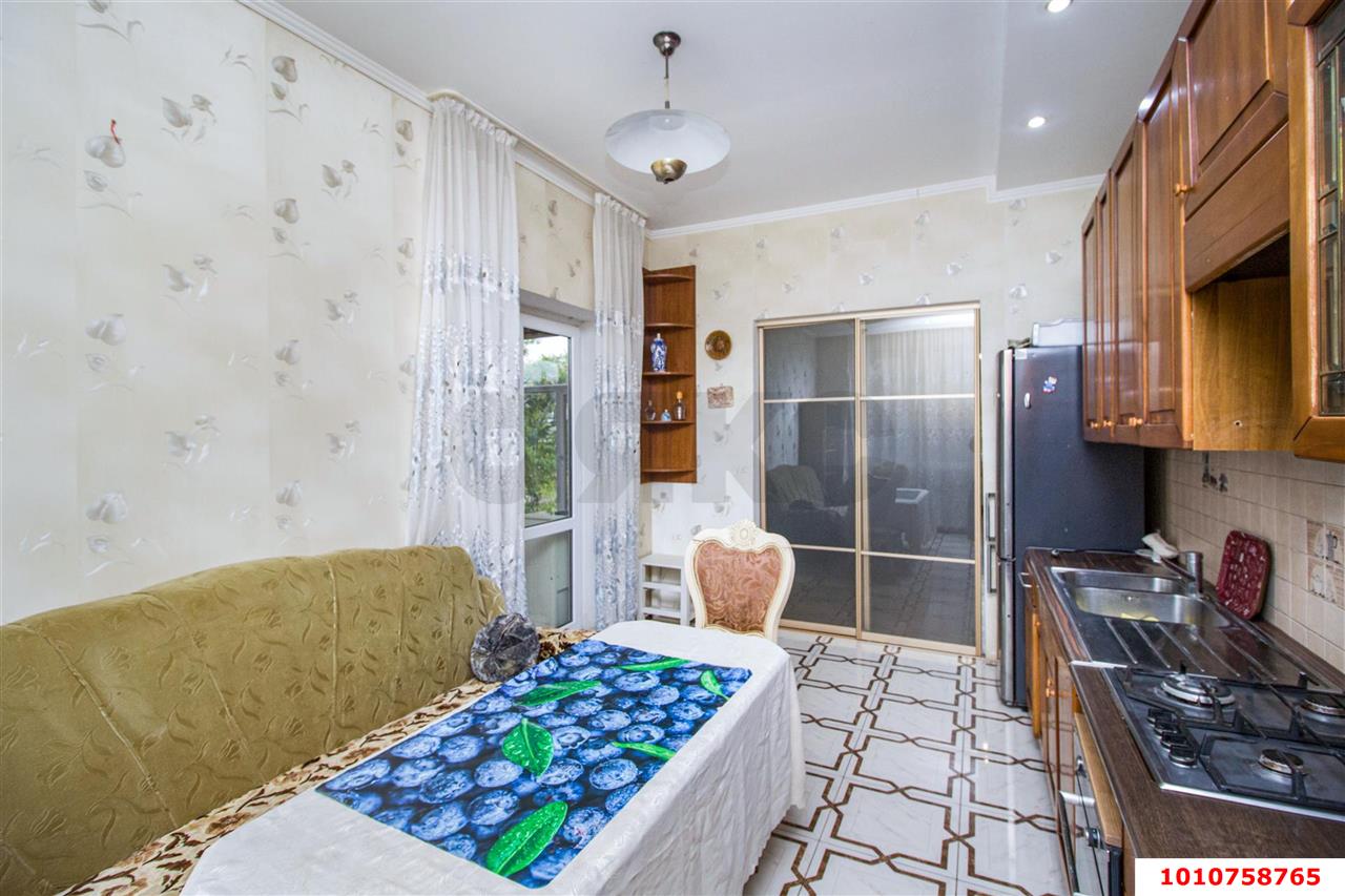 Фото №15: Дом 280 м² + 8 сот. - Краснодар, мкр. Прикубанский внутригородской округ, ул. Романовская, 33