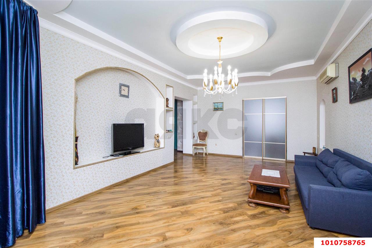 Фото №7: Дом 280 м² + 8 сот. - Краснодар, мкр. Прикубанский внутригородской округ, ул. Романовская, 33