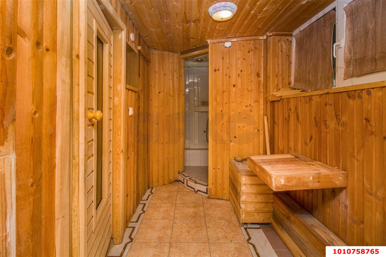 Фото №20: Дом 280 м² + 8 сот. - Краснодар, мкр. Прикубанский внутригородской округ, ул. Романовская, 33