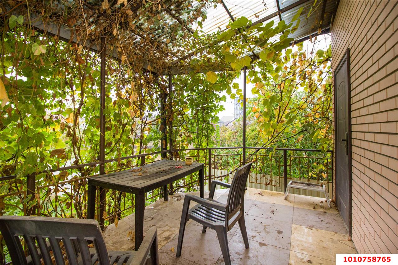 Фото №8: Дом 280 м² + 8 сот. - Краснодар, мкр. Прикубанский внутригородской округ, ул. Романовская, 33