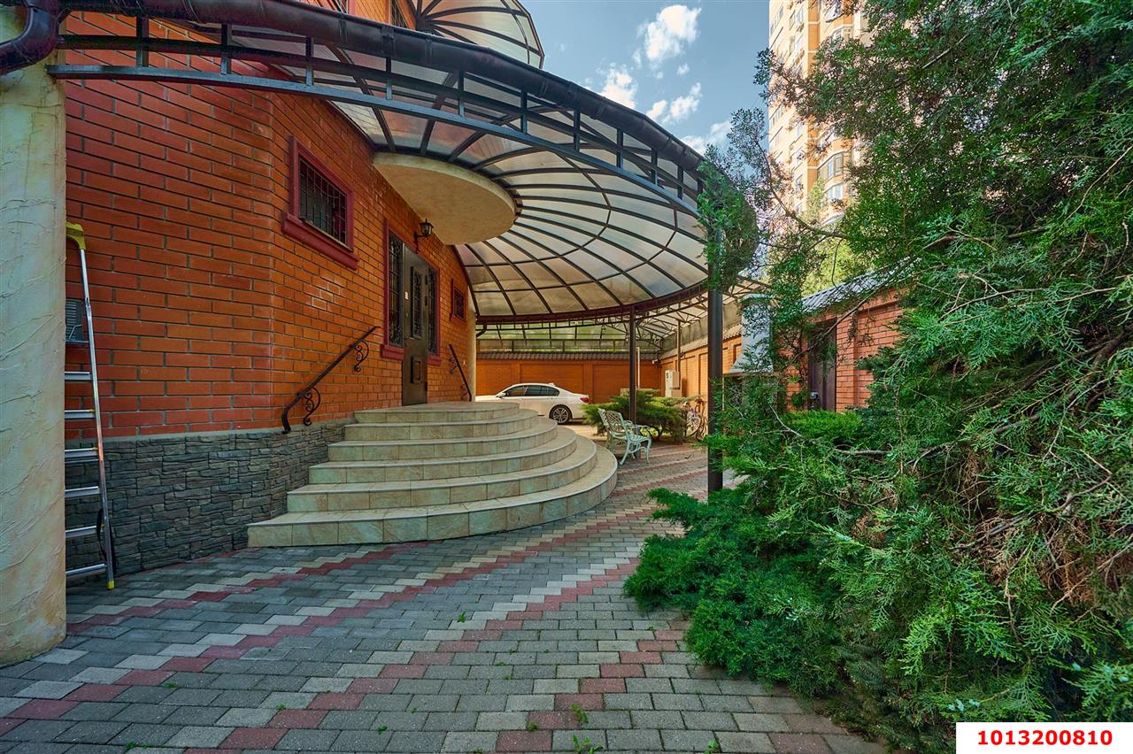 Фото №10: Дом 348 м² + 8 сот. - Краснодар, Прикубанский внутригородской округ, Фестивальный, мкр. Солнечный, ул. Косякина, 2