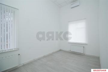 Фото №3: Коммерция 585 м² - Краснодар, мкр. Центральный внутригородской округ, ул. Коммунаров, 268