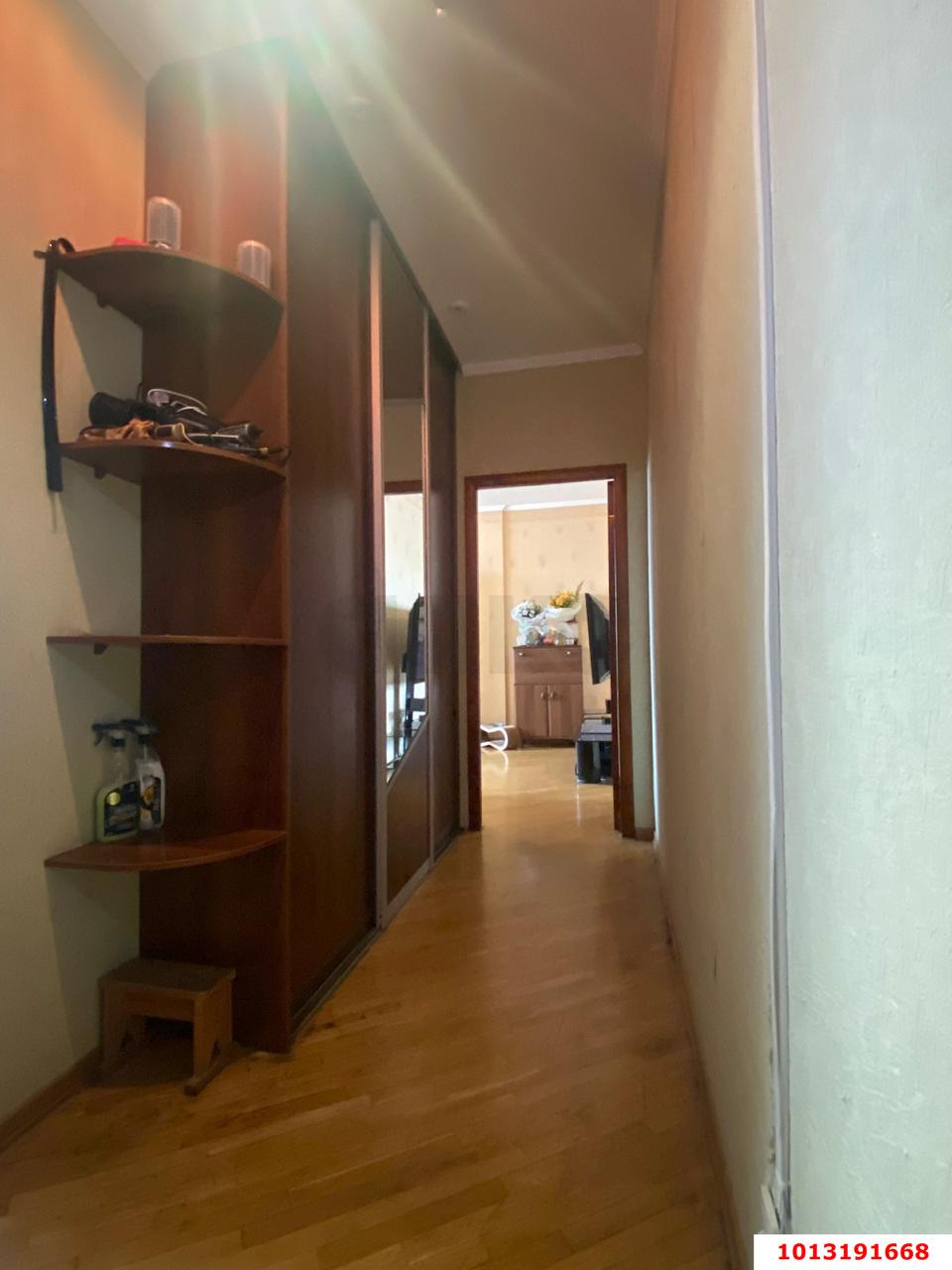 Фото №3: Комната 19 м² - Краснодар, Юбилейный, ул. 70-летия Октября, 15