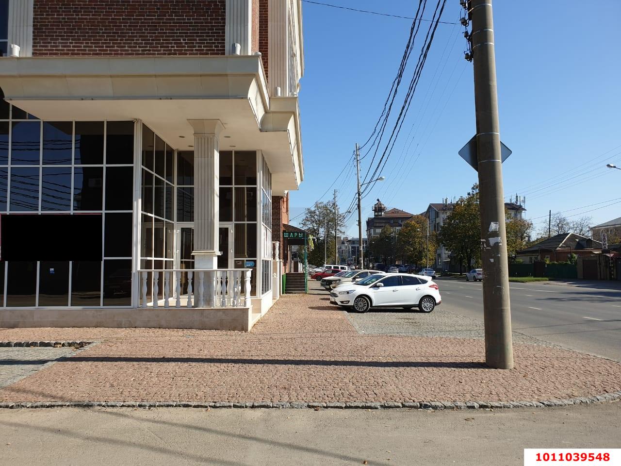 Фото №2: Торговое помещение 400 м² - Краснодар, Западный внутригородской округ, ул. Красных Партизан, 521