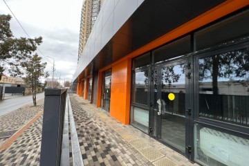 Фото №1: Торговое помещение 131 м² - Краснодар, мкр. жилой комплекс Элегант, ул. Сормовская, 1/3