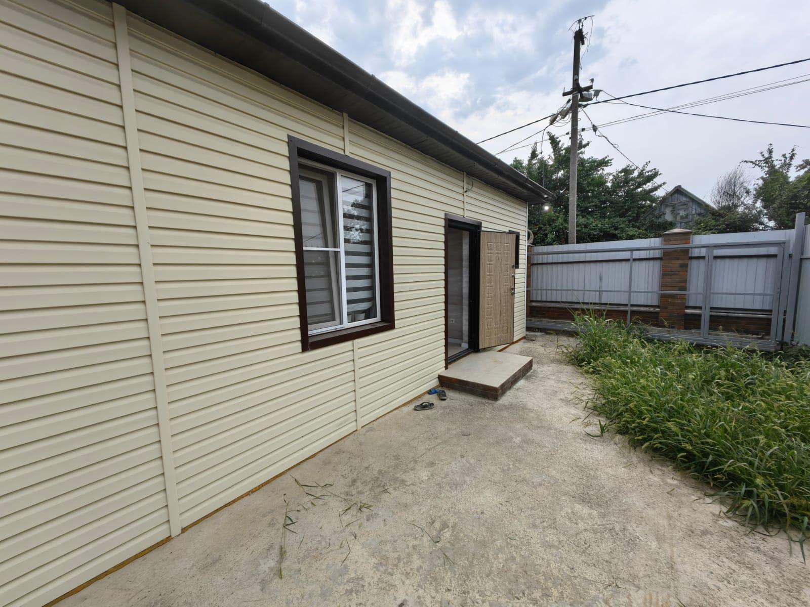 Фото №1: Дом 44 м² + 3 сот. - Октябрь, мкр. Прикубанский внутригородской округ, ул. Мичурина, 158