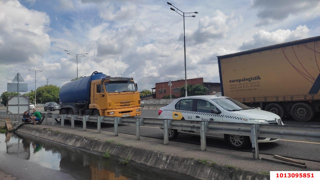 Фото №3: Земельный участок 5.71 сот. - Краснодаргорстрой, мкр. Прикубанский внутригородской округ, ул. 1-я Первомайская, 7