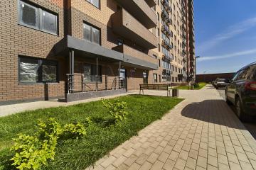 Фото №1: 1-комнатная квартира 37 м² - Краснодар, мкр. ДНТ Новознаменский, ул. Богатырская, 5/1