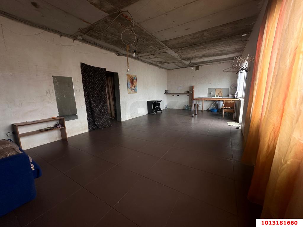 Фото №6: Дом 180 м² + 6.33 сот. - Железнодорожник-3, мкр. Карасунский внутригородской округ, ул. Звёздная