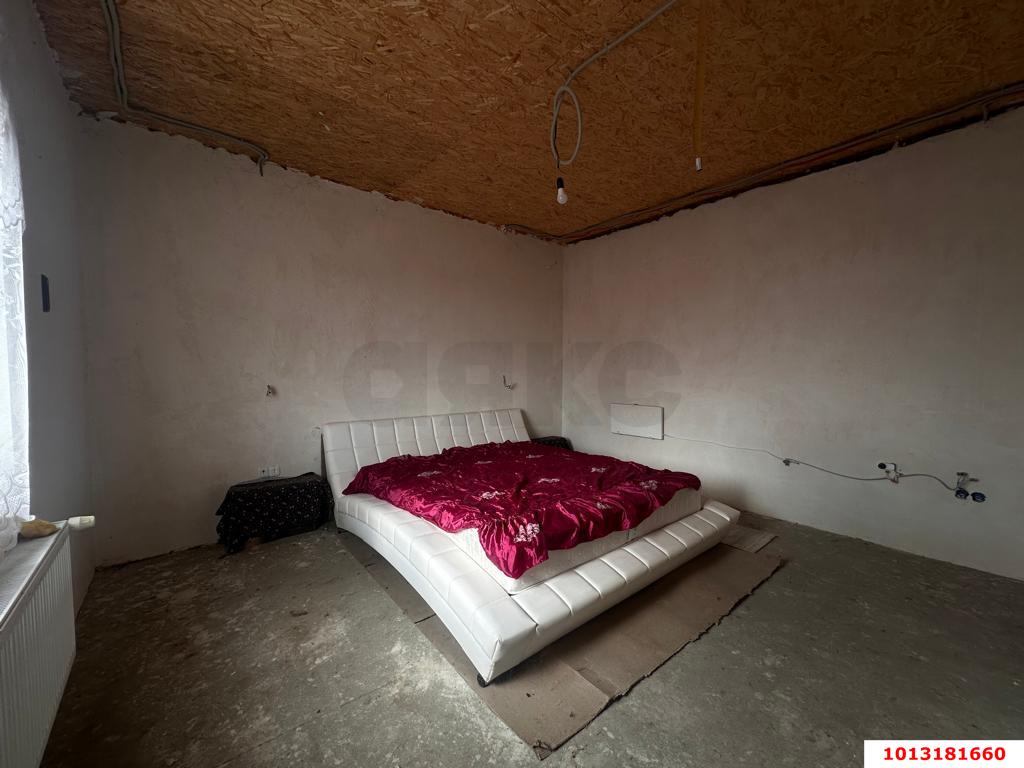 Фото №1: Дом 180 м² + 6.33 сот. - Железнодорожник-3, Карасунский внутригородской округ, ул. Ореховая