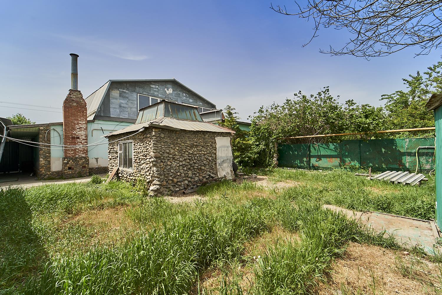 Фото №6: Дом 259 м² + 12.5 сот. - Новотитаровская, ул. Краснодарская, 98