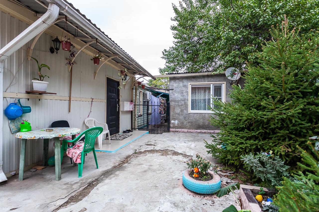 Фото №14: Часть дома 45 м² + 1 сот. - Краснодар, Центральный внутригородской округ, мкр. Центральный, ул. Гоголя, 102