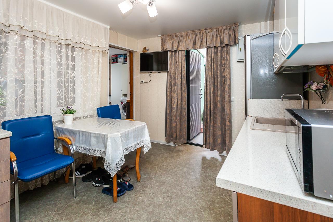 Фото №8: Часть дома 45 м² + 1 сот. - Краснодар, Центральный внутригородской округ, мкр. Центральный, ул. Гоголя, 102