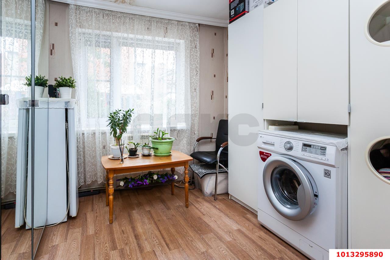 Фото №12: Часть дома 45 м² + 1 сот. - Краснодар, Центральный, ул. Гоголя, 102