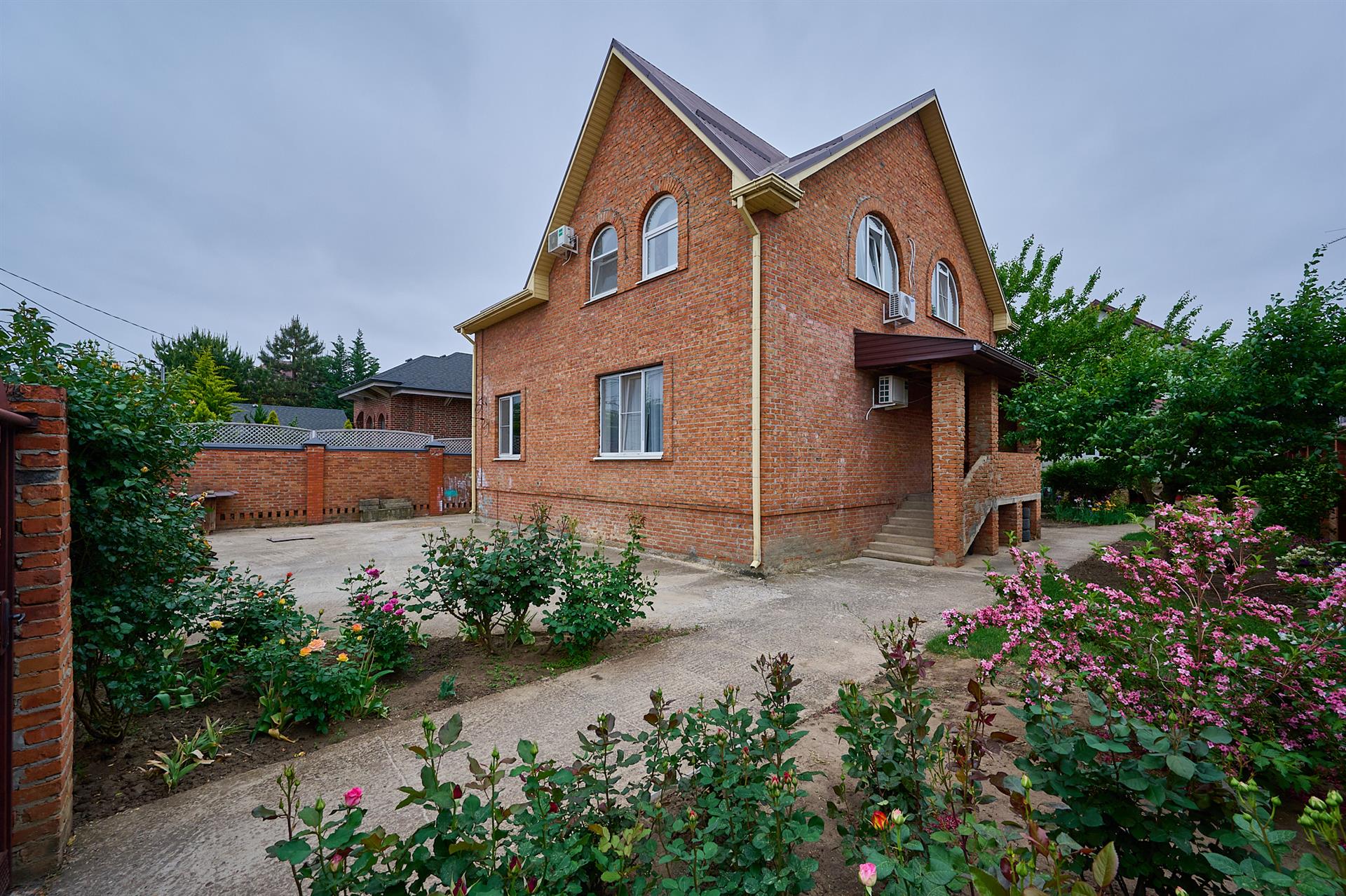 Фото №1: Дом 180 м² + 5 сот. - Краснодар, Прикубанский внутригородской округ, мкр. 2-я Площадка, ул. Николая Борового, 14