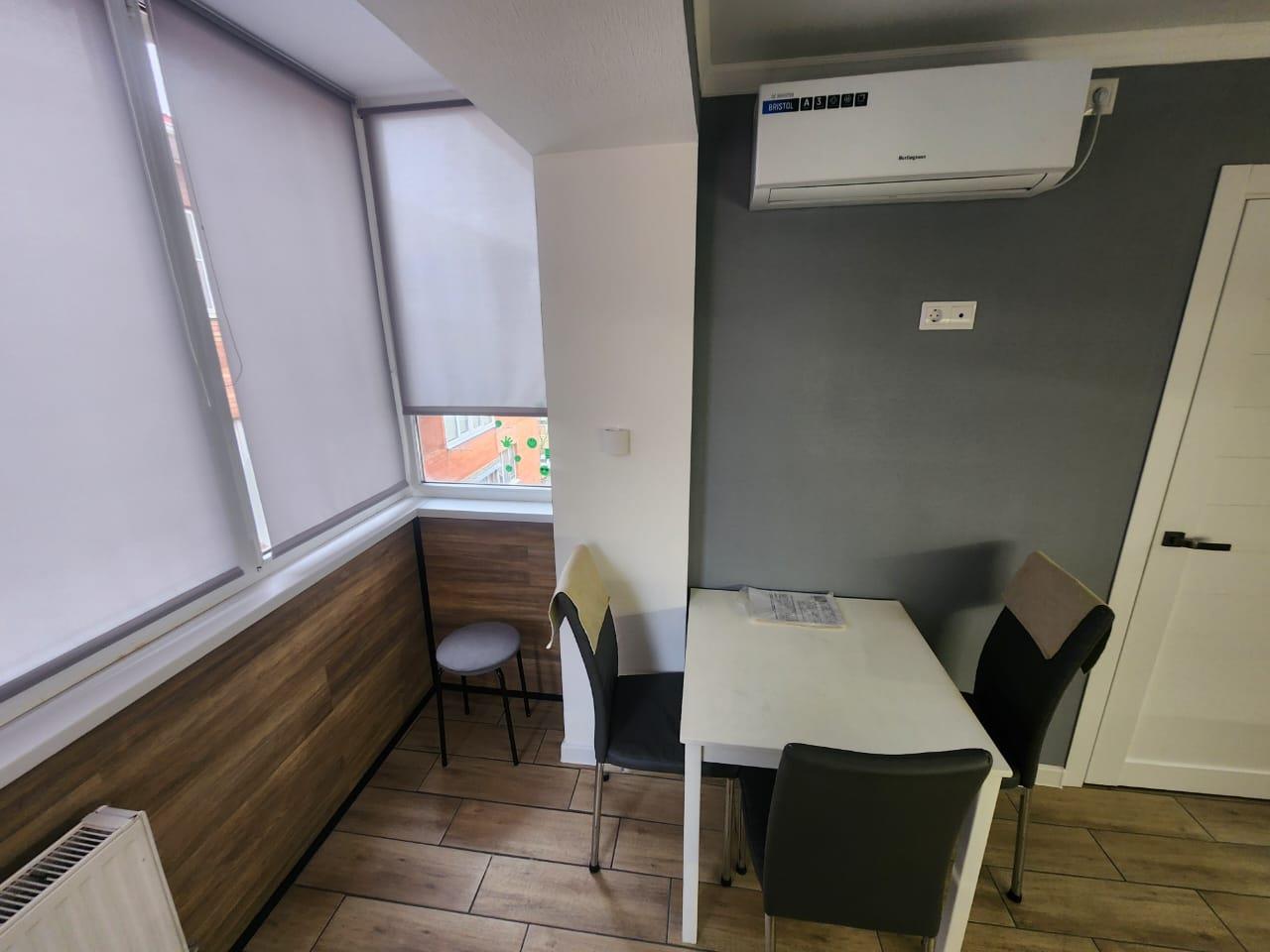 Фото №4: 2-комнатная квартира 40 м² - Краснодар, Прикубанский внутригородской округ, Завод Радиоизмерительных Приборов, мкр. Музыкальный, пр-д Ангарский, 15