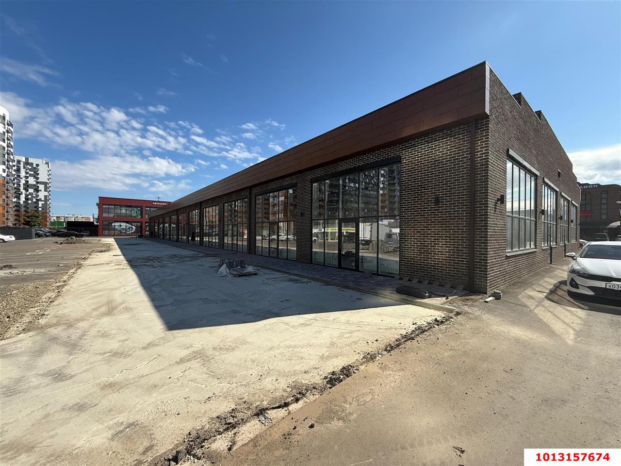 Фото №6: Отдельное здание 1410 м² - Краснодар, коттеджный  Изумрудный Город, ул. 2-я Ямальская, 9