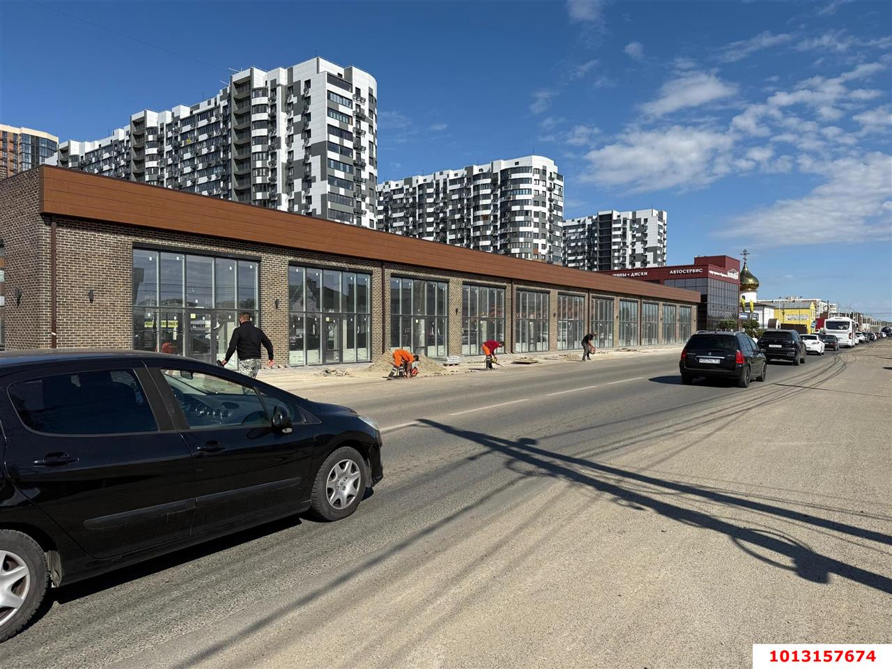 Фото №2: Отдельное здание 1410 м² - Краснодар, коттеджный  Изумрудный Город, ул. 2-я Ямальская, 9