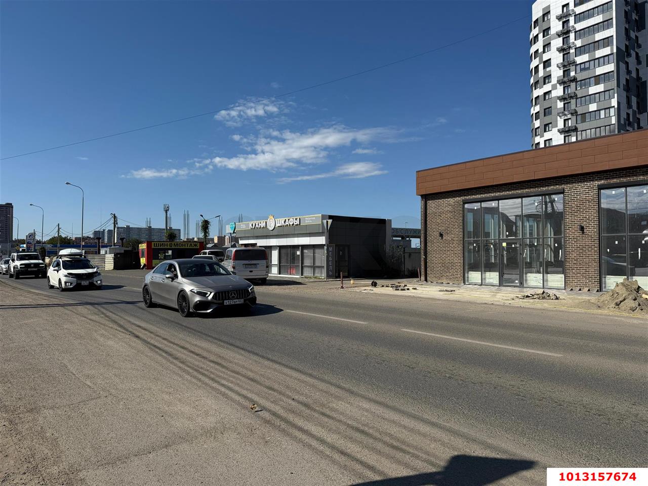 Фото №3: Отдельное здание 1410 м² - Краснодар, коттеджный  Изумрудный Город, ул. 2-я Ямальская, 9