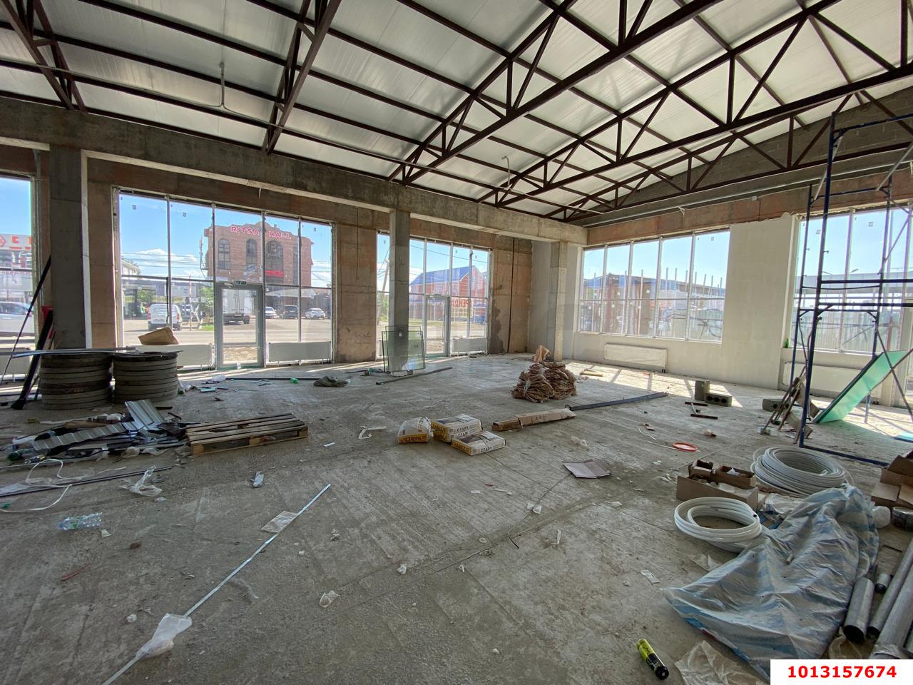 Фото №9: Отдельное здание 1410 м² - Краснодар, коттеджный  Изумрудный Город, ул. 2-я Ямальская, 9