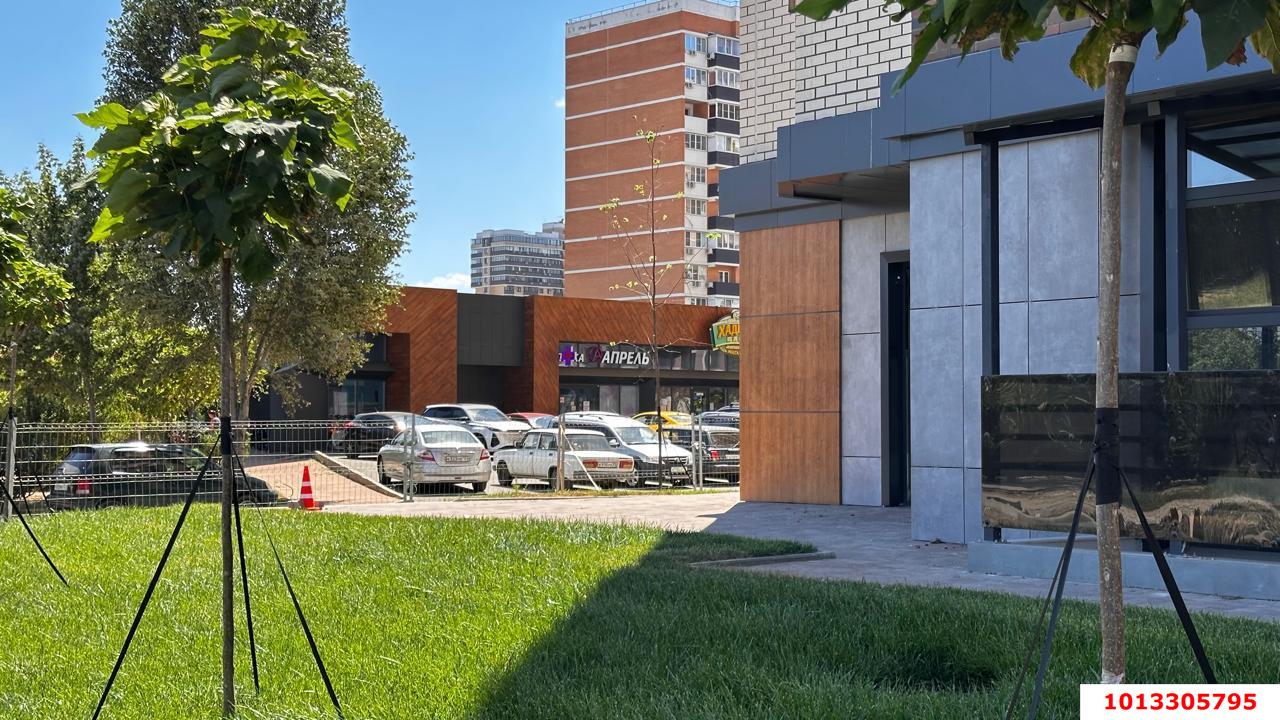 Фото №9: Торговое помещение 52 м² - Краснодар, имени Петра Метальникова, ул. Ростовское шоссе, 30/6