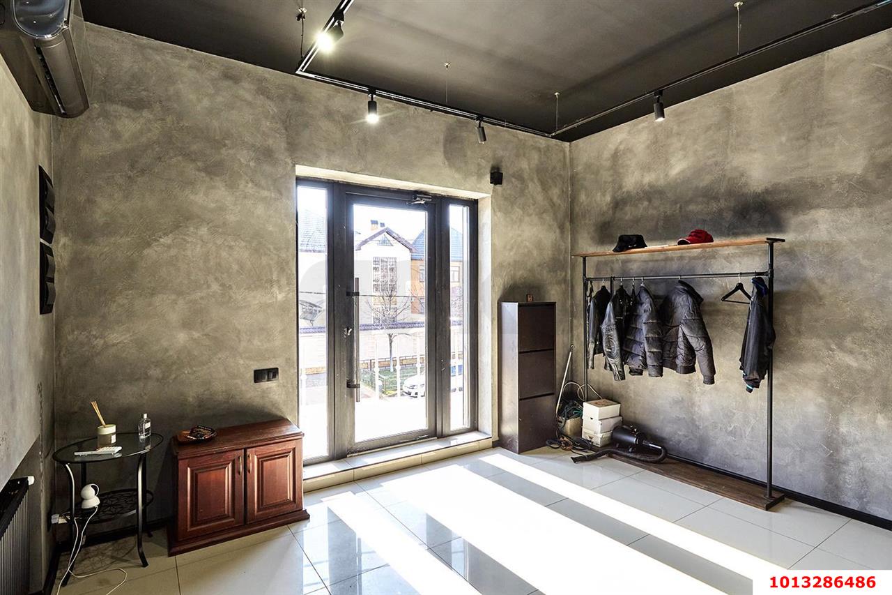 Фото №8: Дом 401 м² + 2.4 сот. - Краснодар, Западный внутригородской округ, мкр. Фестивальный, ул. Рылеева, 179