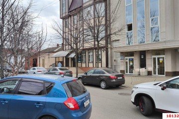 Фото №1: Офисное помещение 100 м² - Краснодар, мкр. Центральный, ул. Комсомольская, 74