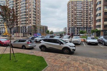 Фото №3: Торговое помещение 161 м² - Краснодар, мкр. жилой комплекс Лучший, 