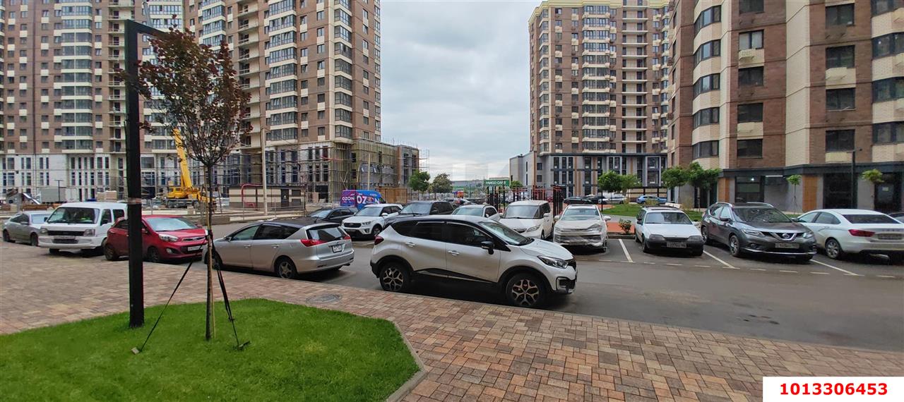 Фото №3: Торговое помещение 161 м² - Краснодар, жилой комплекс Лучший