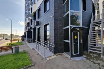 Фото №5: Коммерция 174 м² - Краснодар, мкр. Почтовый, ул. имени Валерия Гассия, 4/7к4