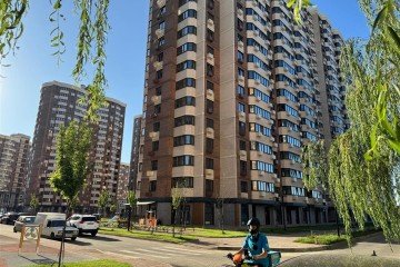 Фото №1: Торговое помещение 52 м² - Краснодар, мкр. жилой комплекс Лучший, аллея Григория Пономаренко