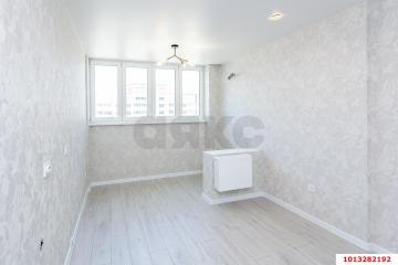 Фото №1: 1-комнатная квартира 42 м² - Краснодар, мкр. Карасунский внутригородской округ, ул. имени В.Н. Мачуги, 166А