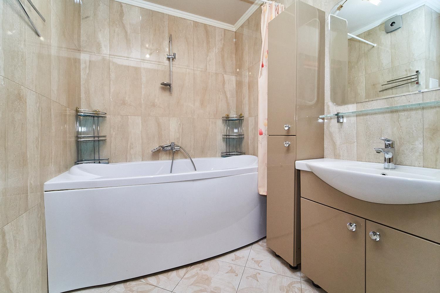 Фото №14: 3-комнатная квартира 102 м² - Краснодар, Центральный внутригородской округ, мкр. Центральный, ул. Ломоносова, 94