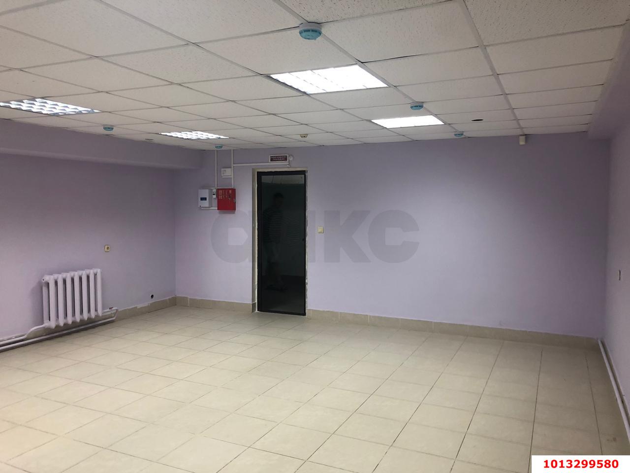 Фото №2: Коммерция 68 м² - Краснодар, Центральный внутригородской округ, Западный внутригородской округ, мкр. Центральный, ул. Комсомольская, 15