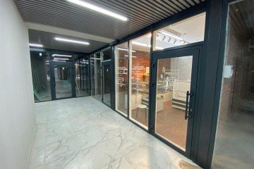 Фото №4: Торговое помещение 33 м² - Краснодар, мкр. имени Петра Метальникова, ул. Петра Метальникова, 28А