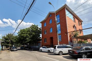 Фото №1: Коммерция 505 м² - Краснодар, мкр. Центральный, ул. Чапаева, 14