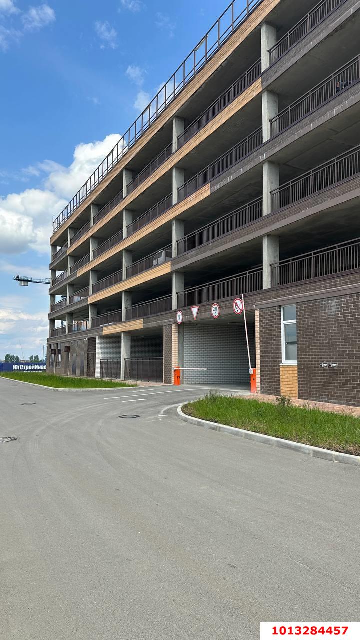 Фото №1: Гараж - Краснодар, Прикубанский внутригородской округ, мкр. Достояние, ул. Григория Булгакова, 11А