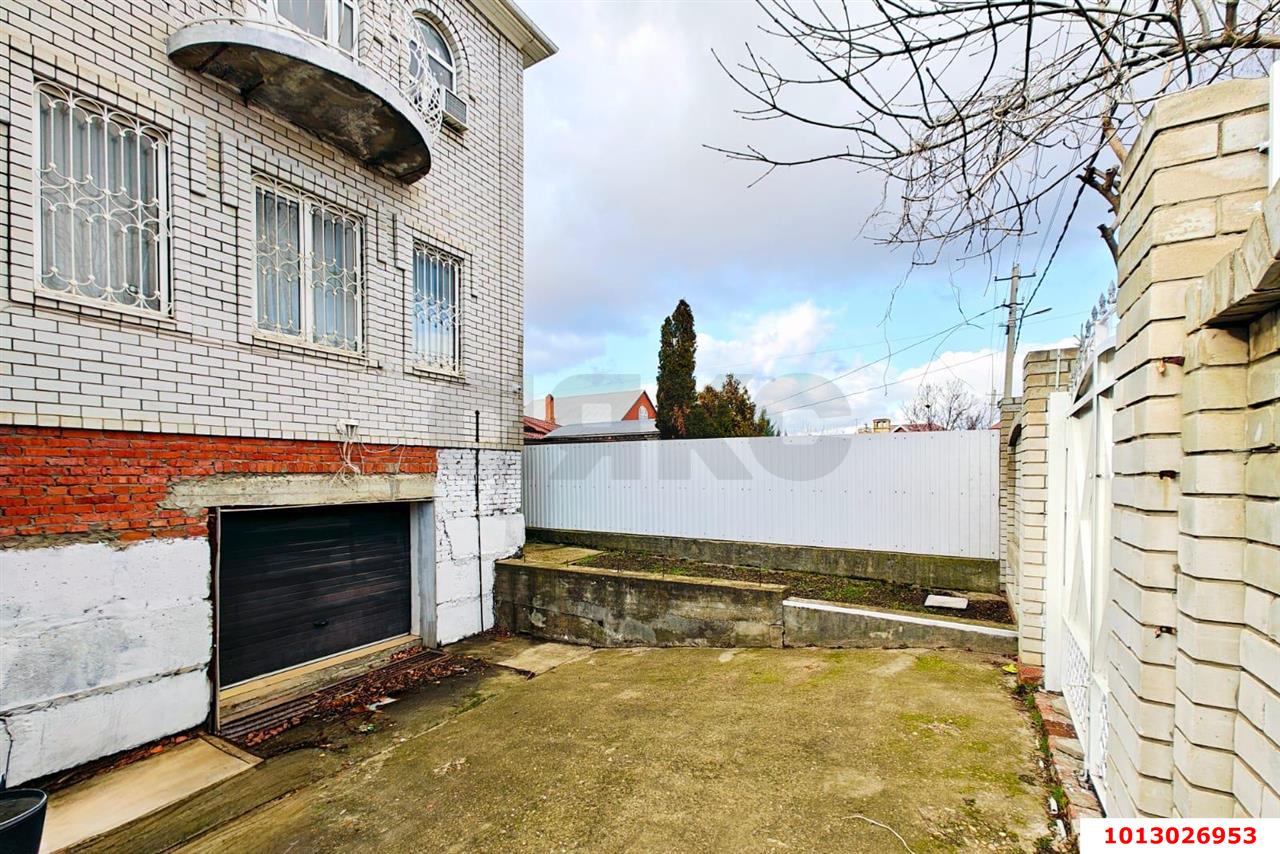 Фото №16: Дом 375 м² + 8 сот. - Краснодар, Прикубанский внутригородской округ, Завод Радиоизмерительных Приборов, мкр. Музыкальный, ул. Дементия Красюка, 3