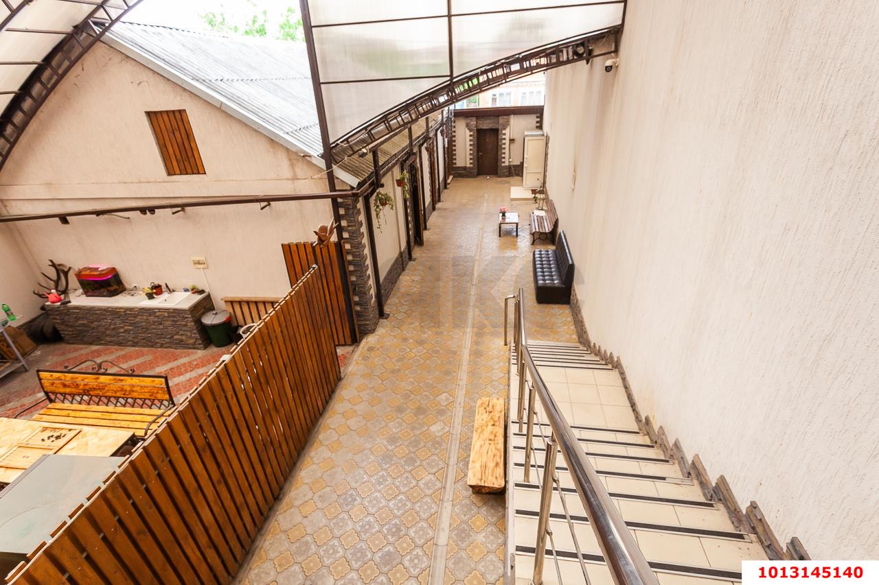 Фото №1: Коммерция 459 м² - Краснодар, Прикубанский внутригородской округ, мкр. Славянский, ул. 2-я Линия, 182